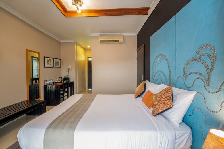 Twin Deluxe -Rooms -Dolphin Suites, Accommodation